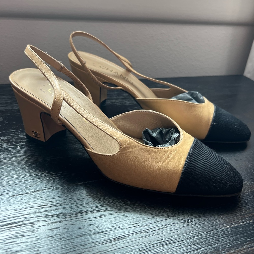 Chanel Slingback Beige/Black Cap Toe Block Heel Size 38.5